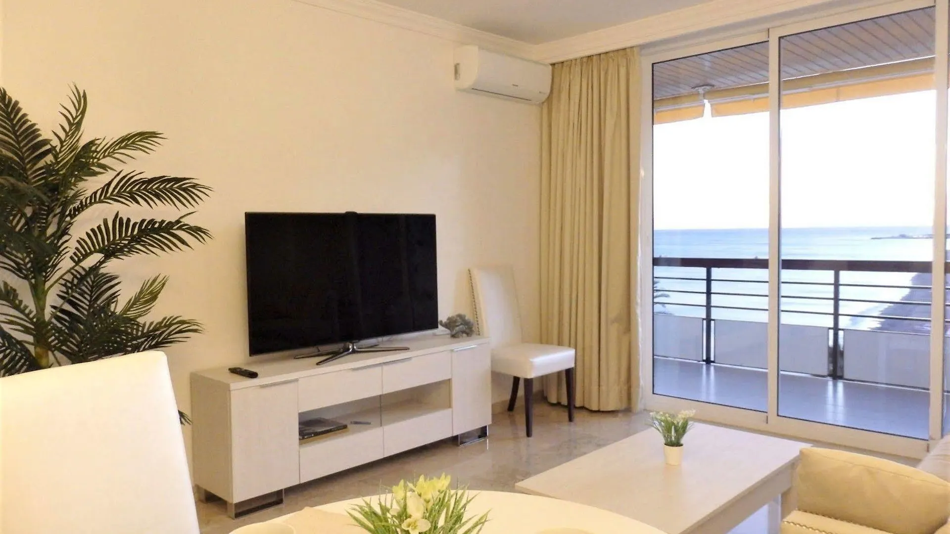 *** Hotel Waterfront Santa Clara Apartments Torremolinos Spain