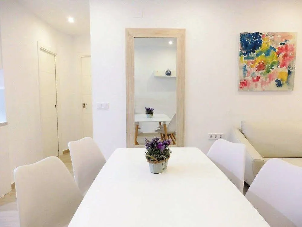 Waterfront Santa Clara Apartments Torremolinos 3*,