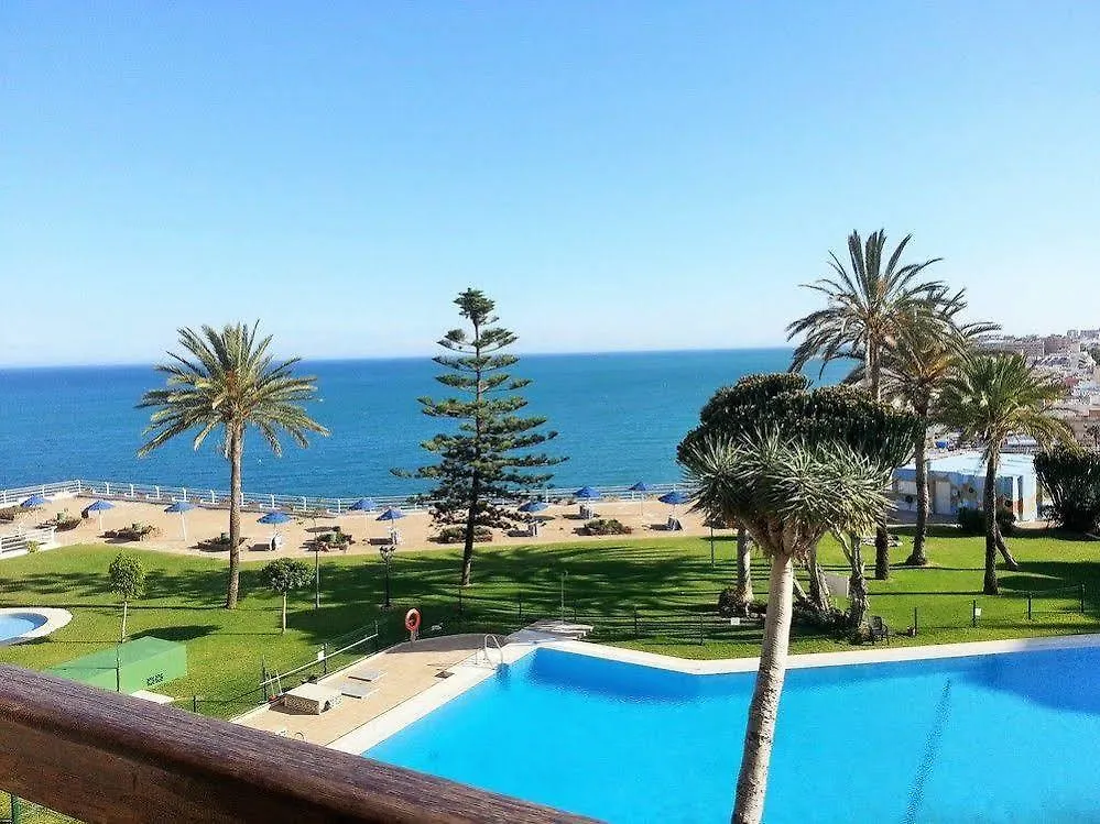 Waterfront Santa Clara Apartments Torremolinos 3*,