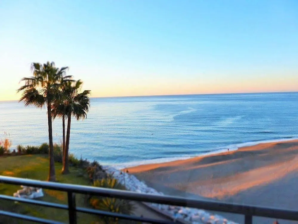 Waterfront Santa Clara Apartments Torremolinos Hotel