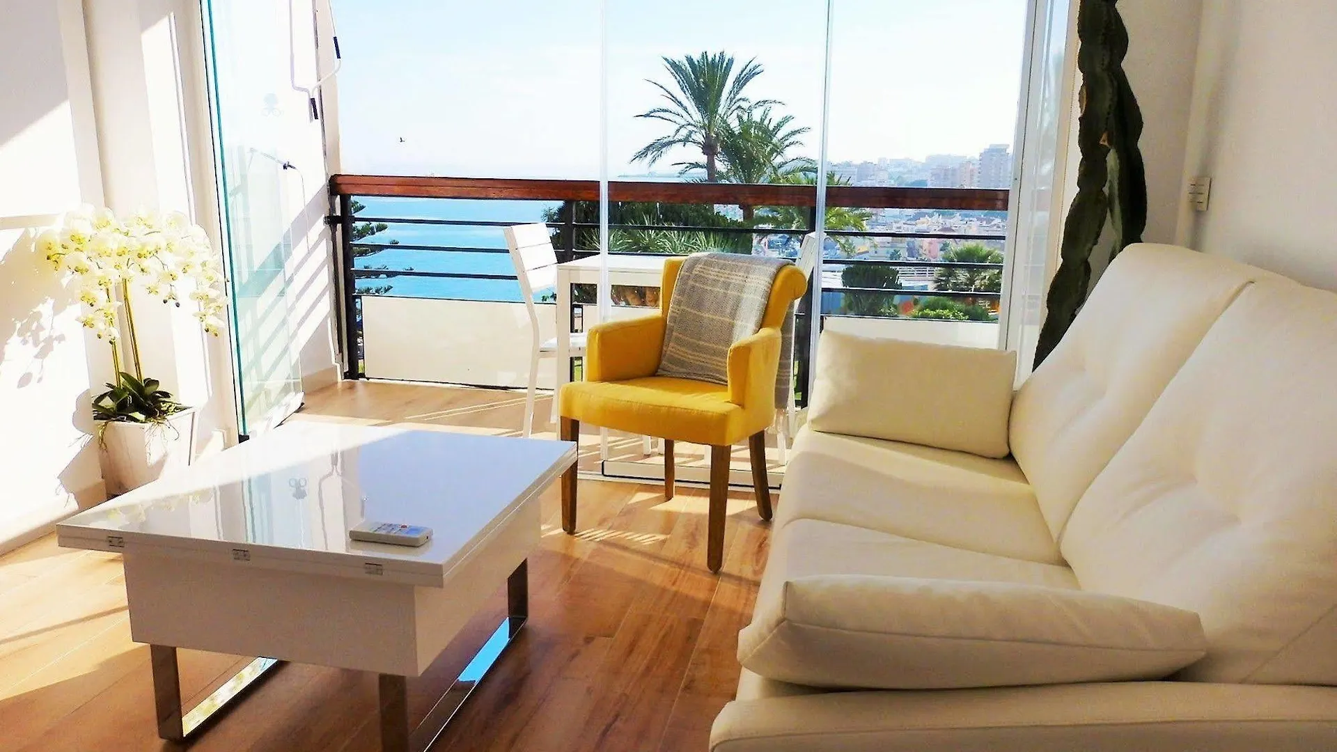Waterfront Santa Clara Apartments Torremolinos