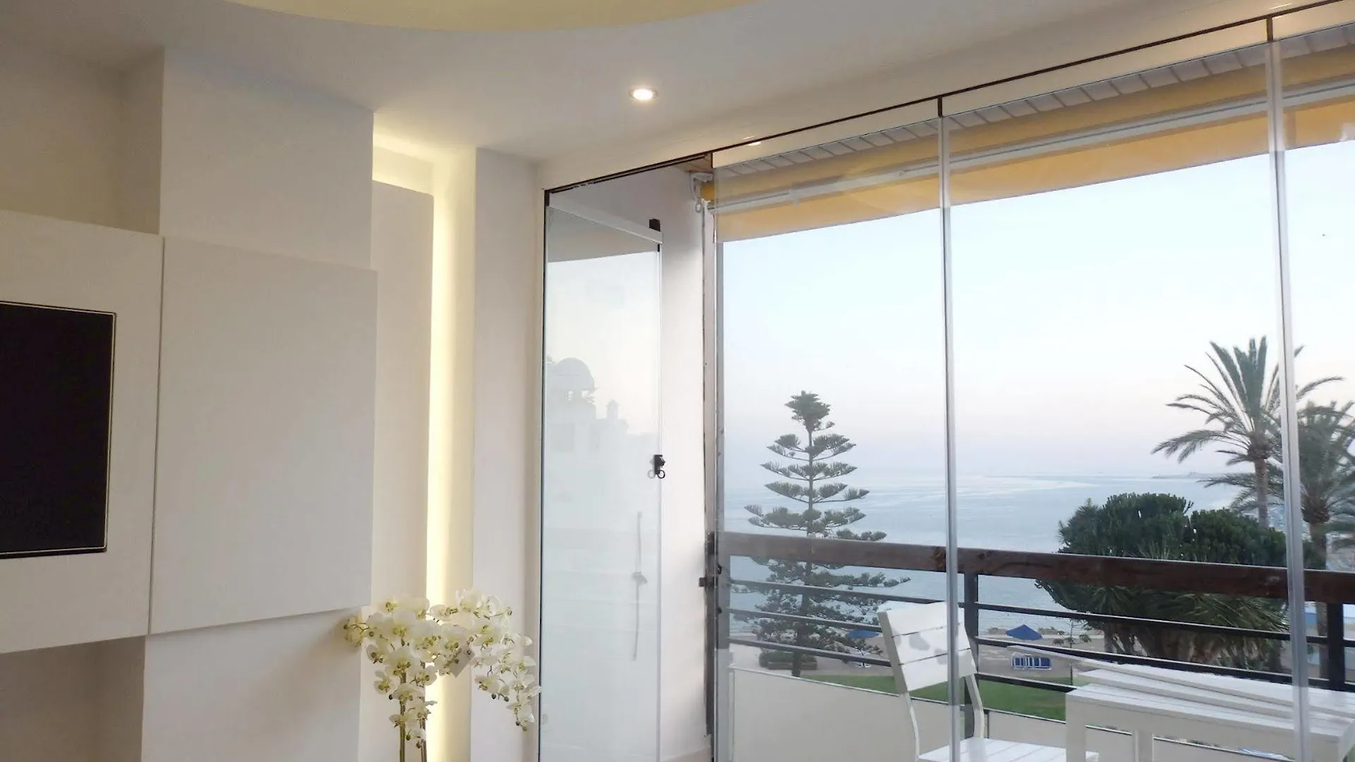 Waterfront Santa Clara Apartments Torremolinos 3*,  Spain