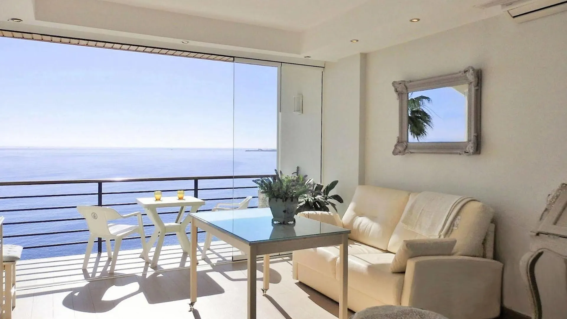 Waterfront Santa Clara Apartments Torremolinos Hotel