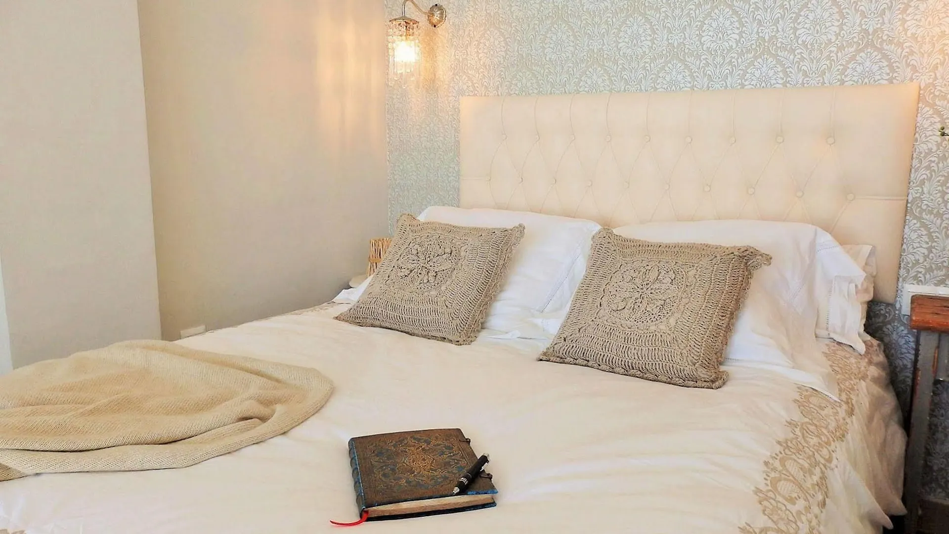 Waterfront Santa Clara Apartments Torremolinos Španělsko